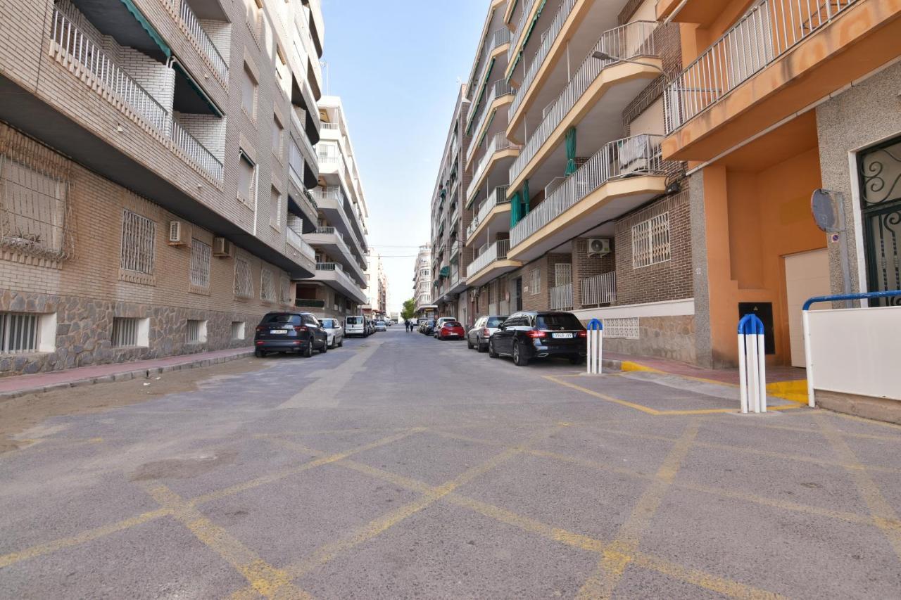 Apartamento Gregorio Torrevieja Ngoại thất bức ảnh